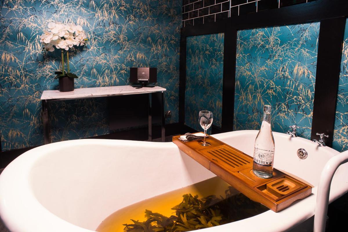 Holyrood Hotel - Leisure Centre & The Spa At Orchids Bundoran Eksteriør billede